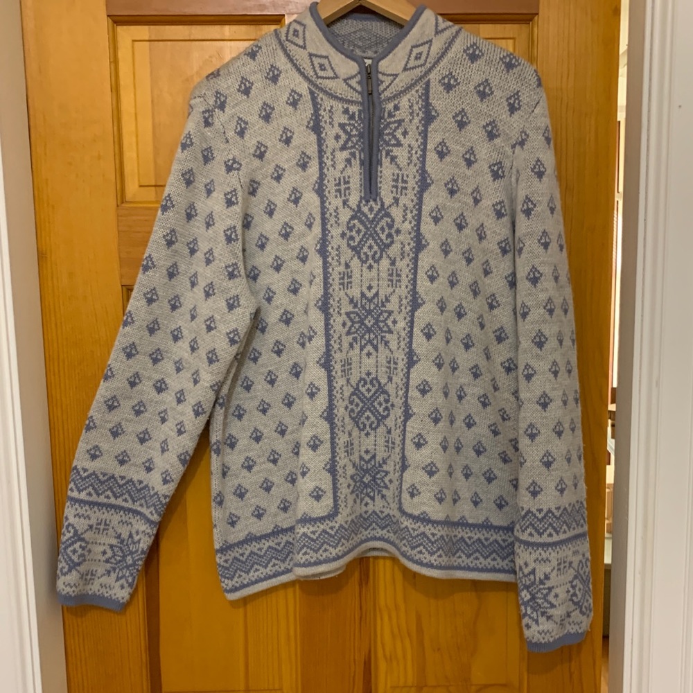Unique Wool Orvis zip neck sweater